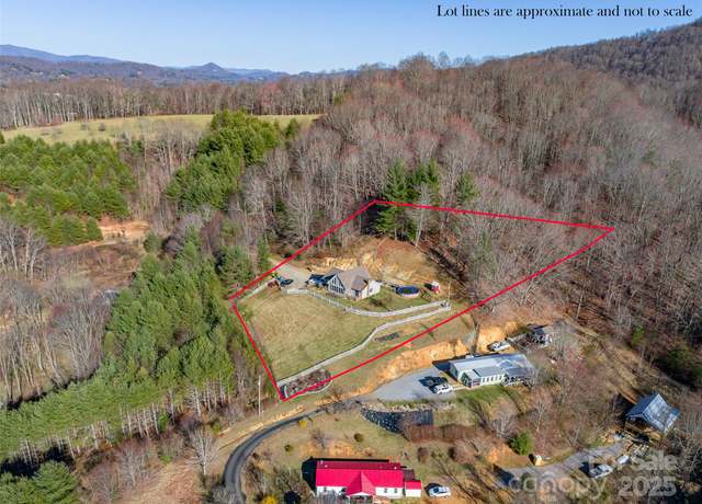 Property at 83 Roland St, Burnsville, NC 28714, 3 beds, 2.5 baths