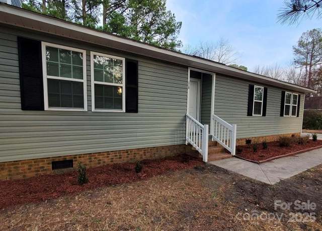 Property at 118 Malloy St, Red Springs, NC 28377, 3 beds, 2 baths