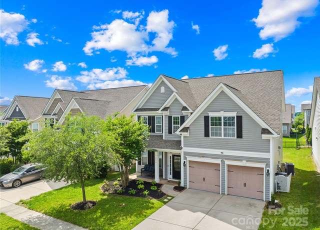 Property at 7316 Hamilton Bridge Rd, Charlotte, NC 28278, 4 beds, 3 baths