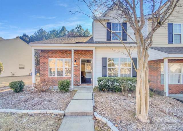 Property at 17015 Greenlawn Hills Ct, Charlotte, NC 28213, 3 beds, 2.5 baths