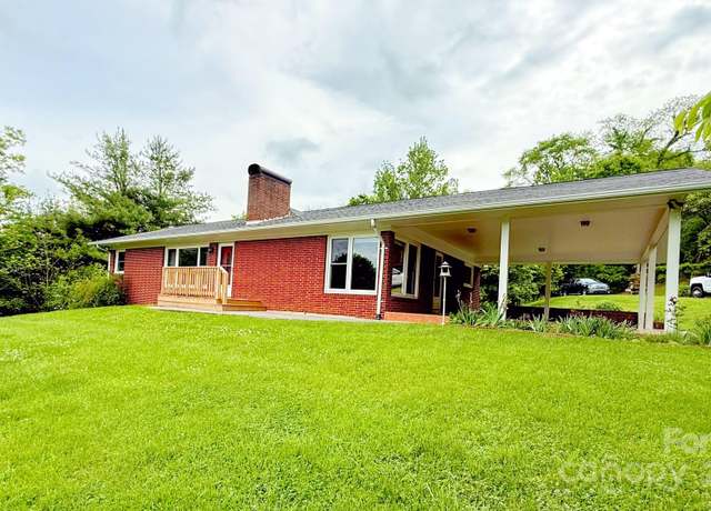 Property at 147 Forest Hill Dr, West Jefferson, NC 28694, 3 beds, 1 bath