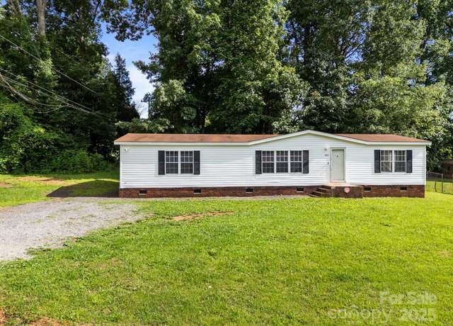 Property at 1011 Rachel Ln, Salisbury, NC 28147, 3 beds, 2 baths
