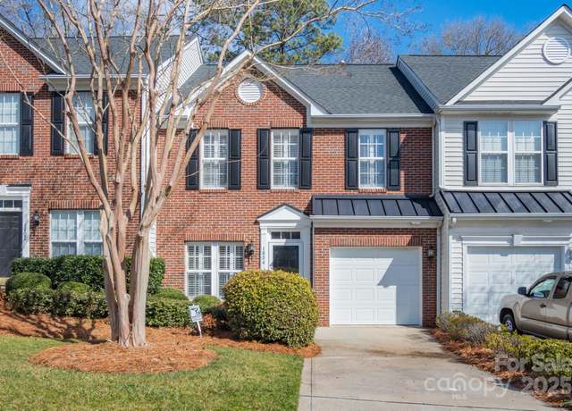 Property at 1804 Robinwood Village Dr #3, Gastonia, NC 28054, 3 beds, 2.5 baths