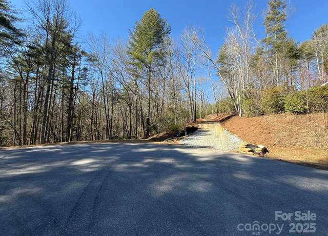 Property at 355 Oxford Ct, Brevard, NC 28712