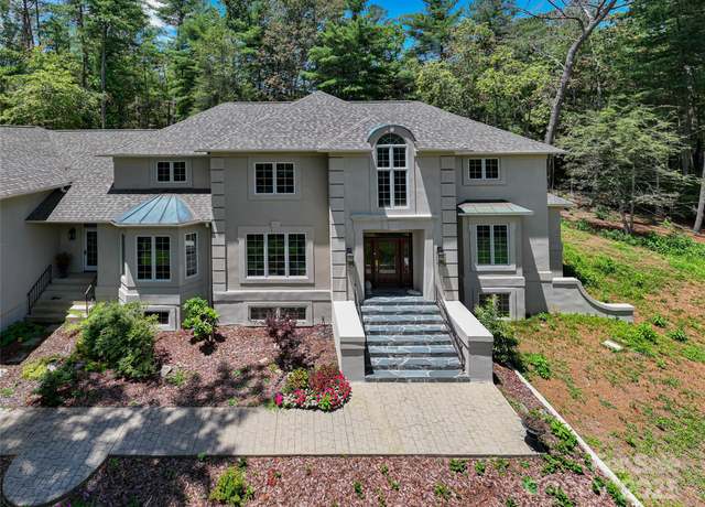 Property at 3 Fir Tree Ln, Asheville, NC 28803, 5 beds, 3.5 baths