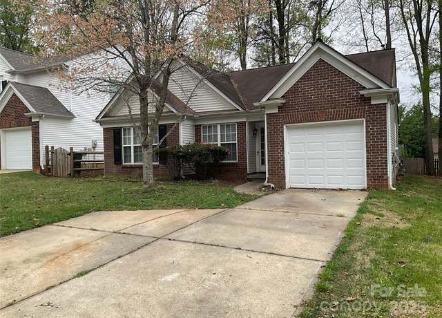 Property at 1507 Rumstone Ln, Charlotte, NC 28262, 3 beds, 2 baths