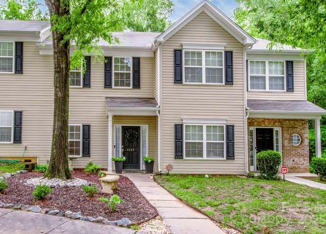 Property at 2208 Winthrop Chase Dr, Charlotte, NC 28212, 2 beds, 2.5 baths