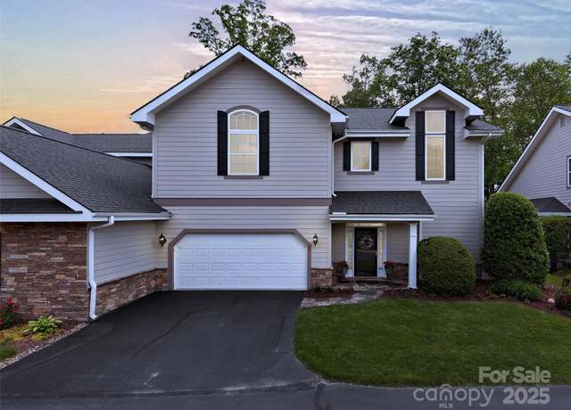 Property at 67 Towne Place Dr, Hendersonville, NC 28792, 3 beds, 2.5 baths