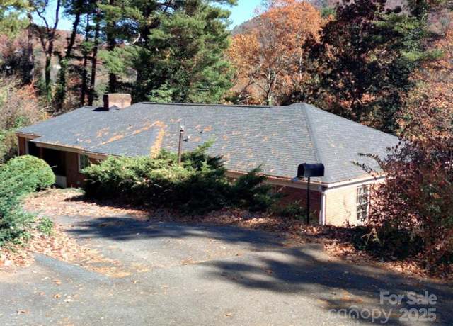 Property at 50 Kimberly Knoll Rd, Asheville, NC 28804, 3 beds, 2 baths