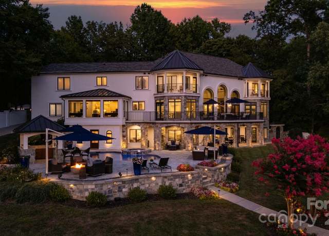 Property at 140 Larkhaven Ln, Mooresville, NC 28117, 4 beds, 6 baths