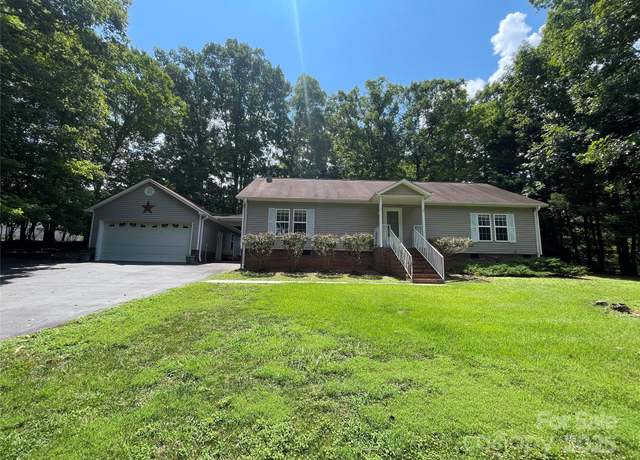 Property at 136 Lantern Ct, Mount Gilead, NC 27371, 2 beds, 2 baths