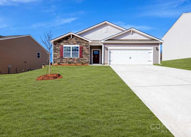 Property at 152 Callie River Ct, Clyde, NC 28786, 4 beds, 2 baths