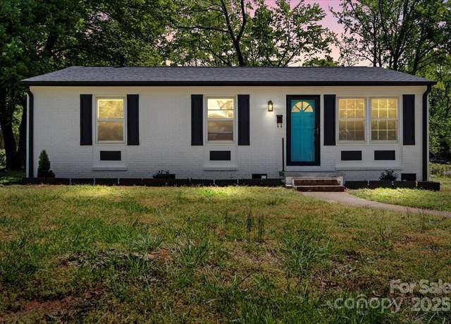Property at 2515 Danforth Ln, Charlotte, NC 28208, 3 beds, 1 bath