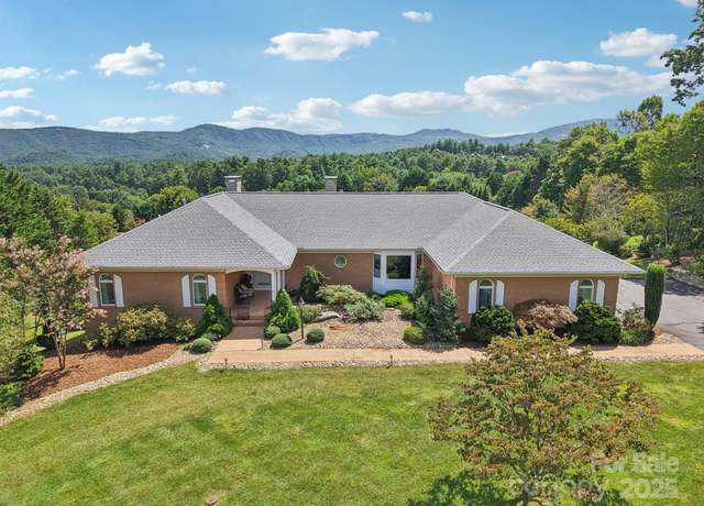 Property at 18 Thornapple Dr, Hendersonville, NC 28739, 3 beds, 3.5 baths