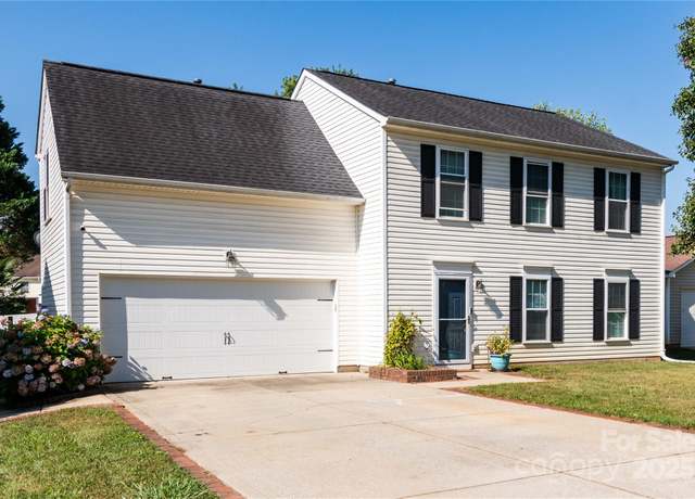 Property at 2085 Chapel Creek Rd SW, Concord, NC 28025, 3 beds, 2.5 baths