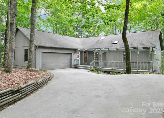 Property at 4404 Connestee Trl, Brevard, NC 28712, 3 beds, 2 baths