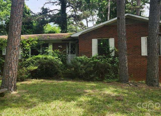 Property at 1116 Bryce Ave, Salisbury, NC 28144, 3 beds, 2 baths
