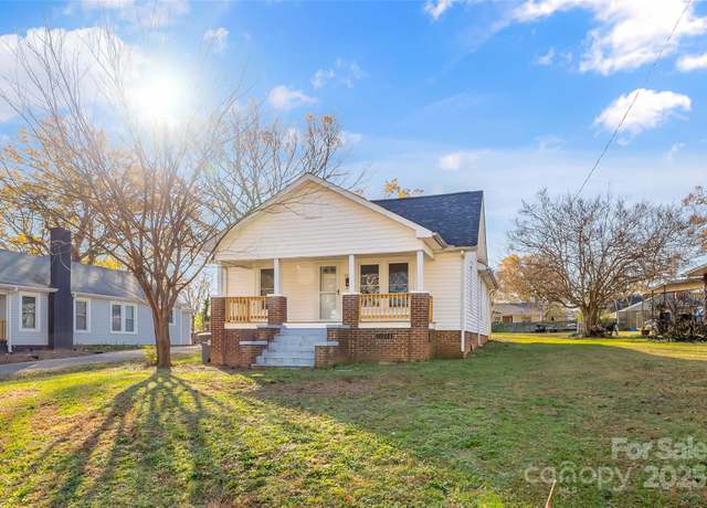 Property at 1102 Venus St, Kannapolis, NC 28083, 3 beds, 2 baths