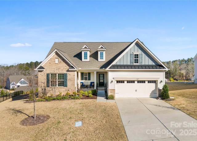 Property at 16617 Cozy Cove Rd, Charlotte, NC 28278, 4 beds, 3.5 baths