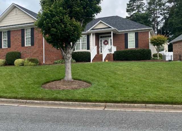 Property at 2300 Wednesbury Ct, Kannapolis, NC 28083, 3 beds, 2 baths