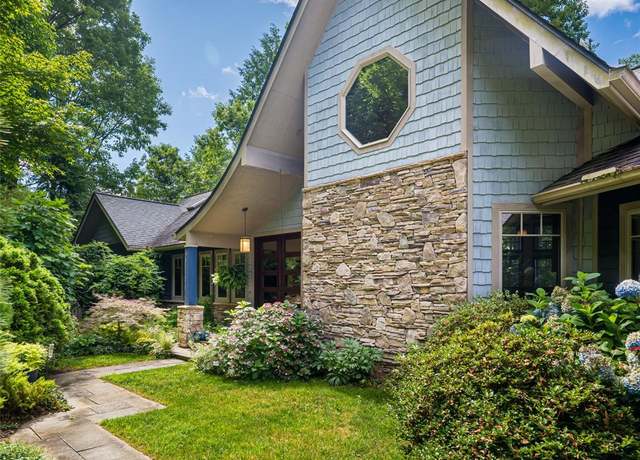 Property at 935 Whites Lake Blvd, Saluda, NC 28773, 3 beds, 3 baths
