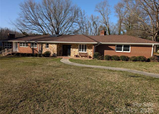 Property at 1807 Brantley Rd, Kannapolis, NC 28083, 3 beds, 3 baths