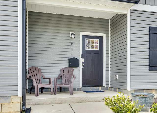 Property at 611 N York St, Gastonia, NC 28052, 3 beds, 2 baths
