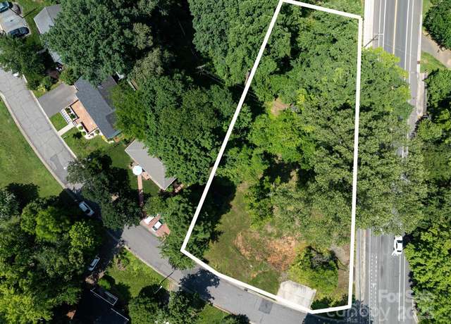 Property at 4800 Valley Stream Rd, Charlotte, NC 28209
