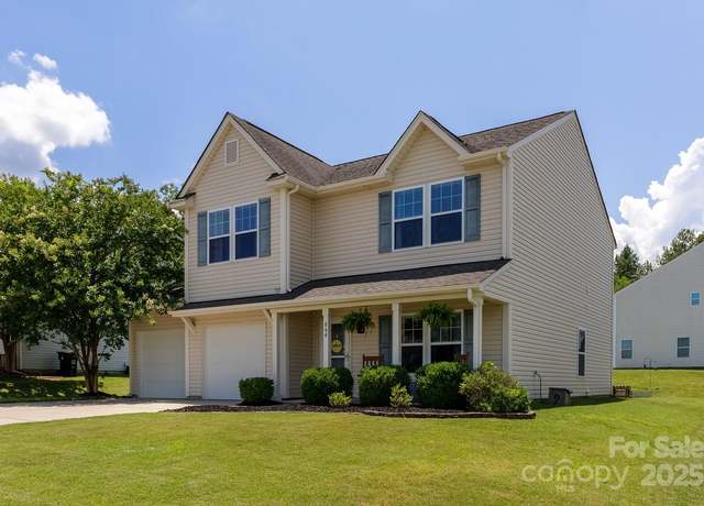 Property at 864 Pointe Andrews Dr, Concord, NC 28025, 3 beds, 2.5 baths
