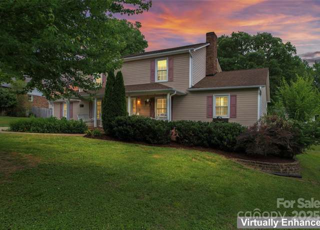 Property at 1724 Windy Rush Ln, Gastonia, NC 28054, 5 beds, 4 baths