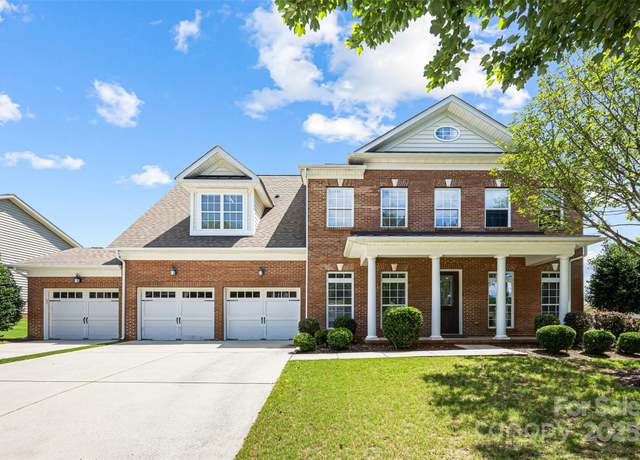 Property at 646 Quicksilver Trl, Fort Mill, SC 29708, 5 beds, 3 baths