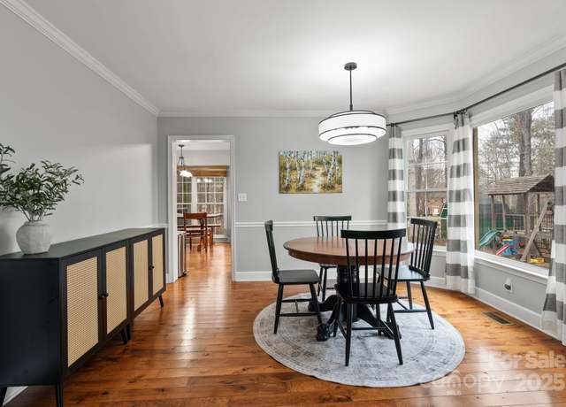 Property at 401 Silver Maple Ct, Fletcher, NC 28732, 3 beds, 2.5 baths