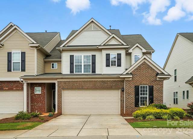 Property at 5856 Glassport Ln, Charlotte, NC 28210, 3 beds, 2.5 baths