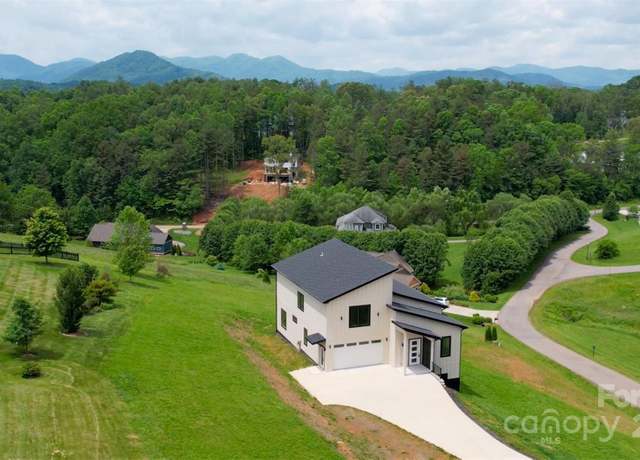 Property at 52 Temujin Dr, Leicester, NC 28748, 3 beds, 2.5 baths
