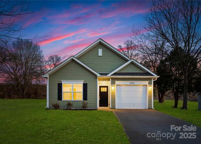 Property at 327 Lincoln St SW, Concord, NC 28025, 3 beds, 2 baths