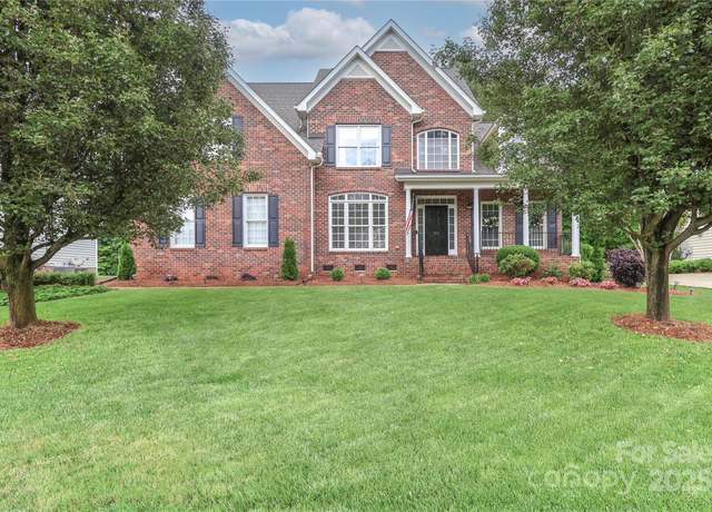 Property at 212 Forest Walk Way, Mooresville, NC 28115, 4 beds, 3.5 baths