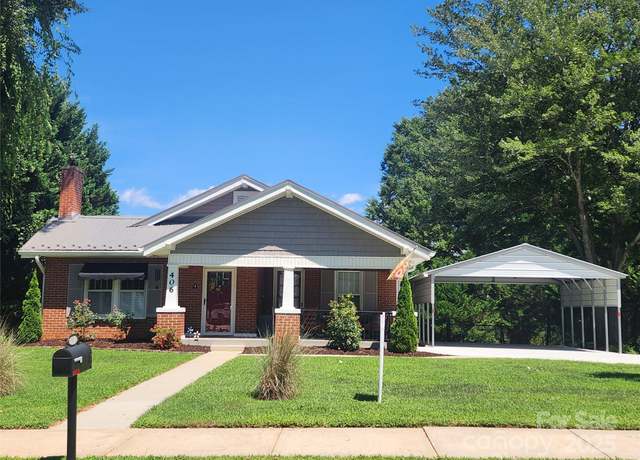 Property at 406 Lenoir St, Morganton, NC 28655, 2 beds, 2 baths