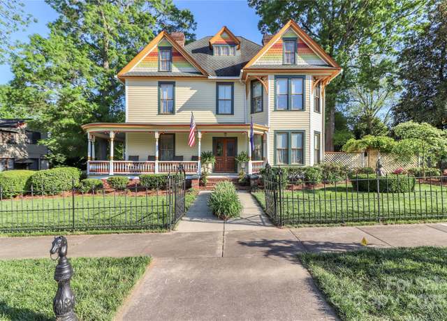 Property at 235 Walnut St, Statesville, NC 28677, 4 beds, 3 baths