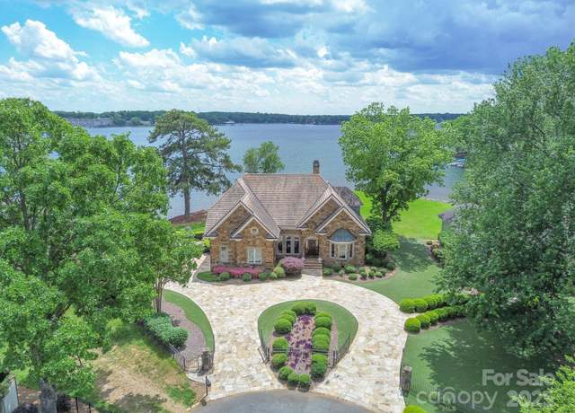 Property at 18212 Pompano Pl, Cornelius, NC 28031, 4 beds, 4.5 baths
