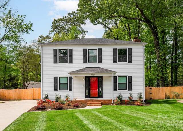 Property at 7704 Cedar Bluff Ln, Charlotte, NC 28227, 3 beds, 2.5 baths