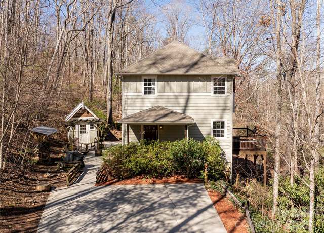 Property at 3 Angel Cir, Asheville, NC 28803, 3 beds, 2.5 baths