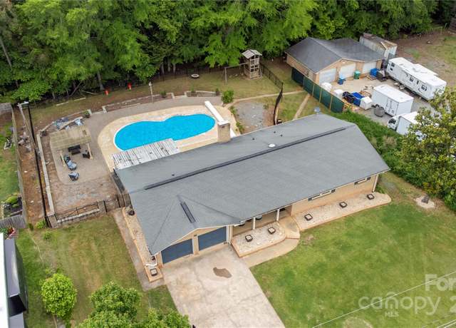 Property at 213 Lakeview Dr, Harrisburg, NC 28075, 3 beds, 3 baths