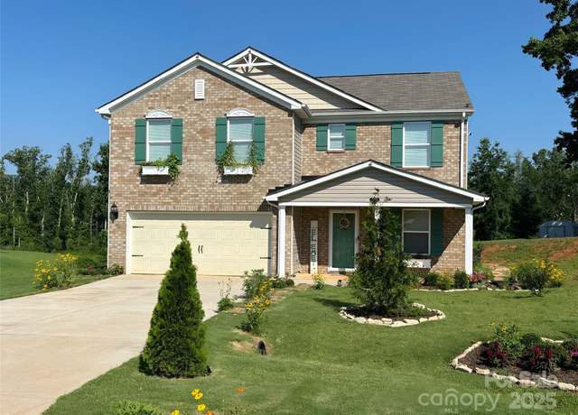 Property at 124 Vintage Woods Ct, Shelby, NC 28150, 4 beds, 2.5 baths