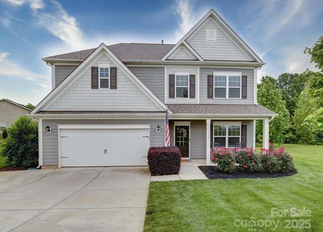 Property at 114 Sierra Chase Dr, Statesville, NC 28677, 4 beds, 3.5 baths