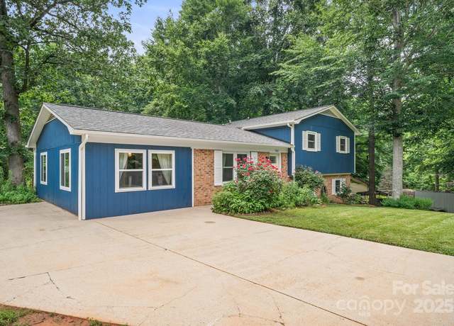 Property at 742 Stonecrest Dr, Statesville, NC 28625, 3 beds, 1.5 baths