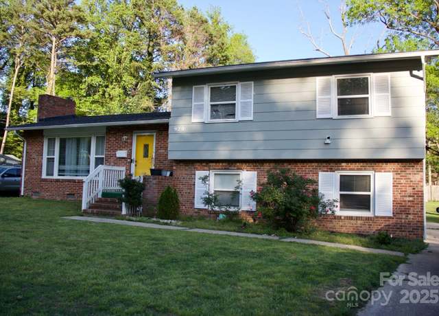 Property at 920 Squirrel Hill Rd, Charlotte, NC 28213, 4 beds, 2.5 baths