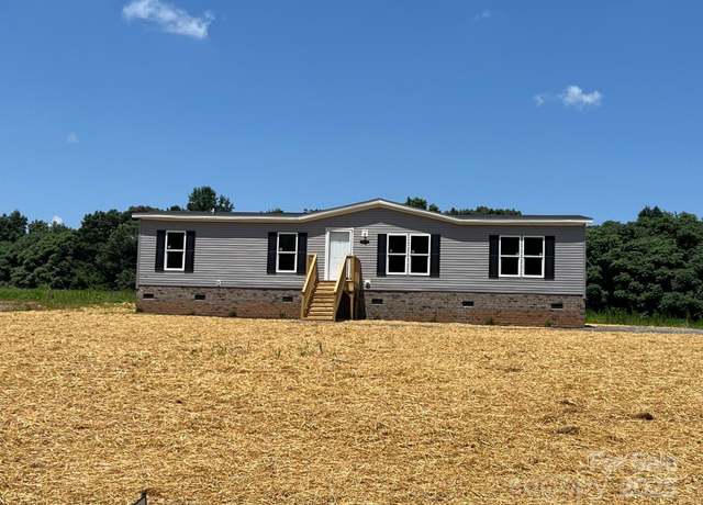 Property at 493 Eagle Mills Rd, Hamptonville, NC 27020, 3 beds, 2 baths