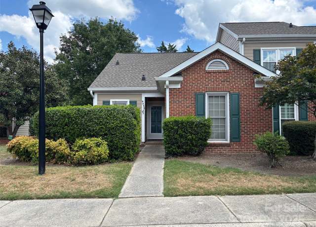 Property at 9435 Kings Falls Dr, Charlotte, NC 28210, 2 beds, 2 baths