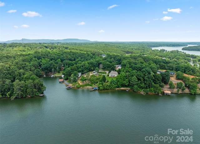 Property at 144 Hickory Hollow Ln, Taylorsville, NC 28681, 3 beds, 3 baths