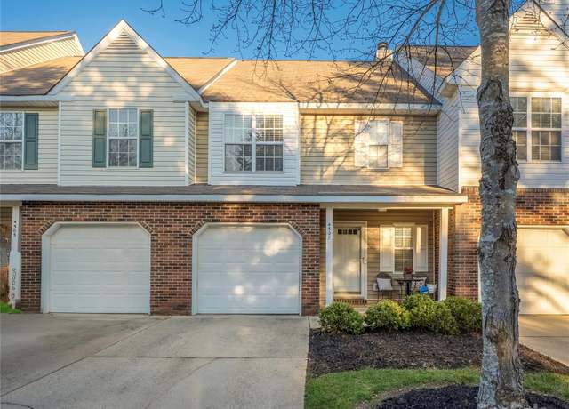Property at 4507 Antelope Ln, Charlotte, NC 28269, 2 beds, 2.5 baths